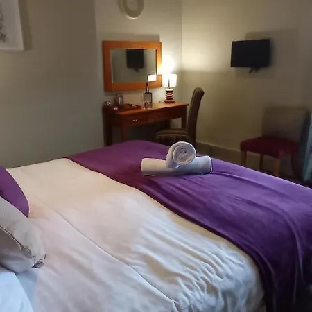 The Queen's Arms Hotell